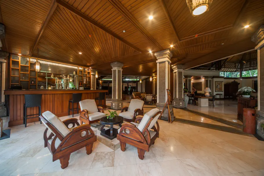 Lobby and lounge